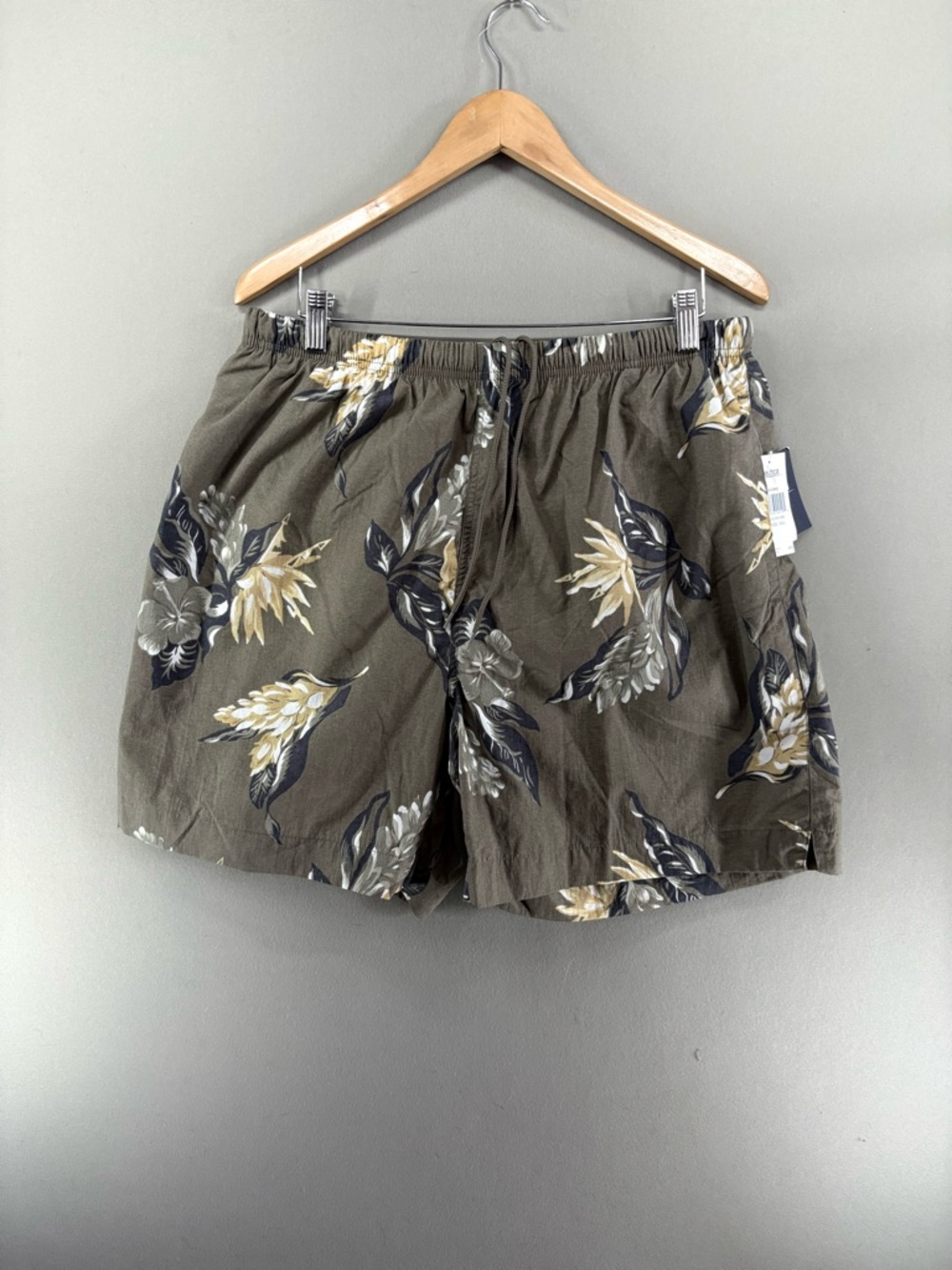 Nautica Swim Trunks Shorts Hawaiian Floral Gray/Green XL Retro Sumer Vacation